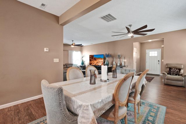 4321 Coble Glen Lane, Canal Winchester, OH 43110