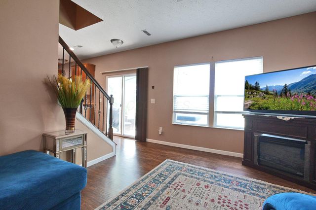 4321 Coble Glen Lane, Canal Winchester, OH 43110