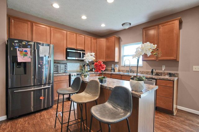 4321 Coble Glen Lane, Canal Winchester, OH 43110