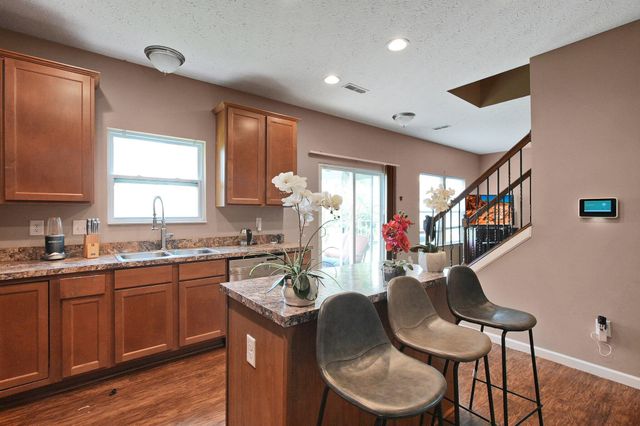 4321 Coble Glen Lane, Canal Winchester, OH 43110