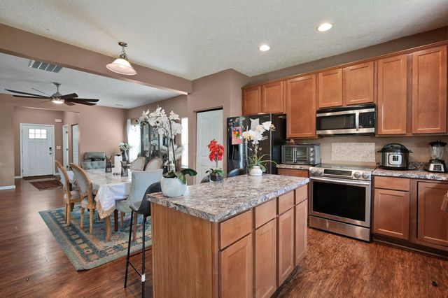 4321 Coble Glen Lane, Canal Winchester, OH 43110