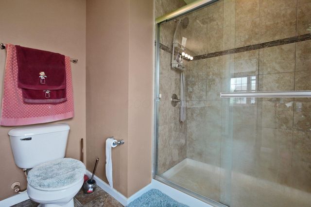 4321 Coble Glen Lane, Canal Winchester, OH 43110