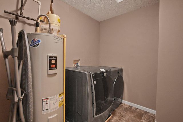4321 Coble Glen Lane, Canal Winchester, OH 43110