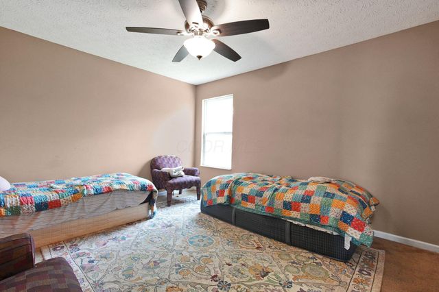 4321 Coble Glen Lane, Canal Winchester, OH 43110