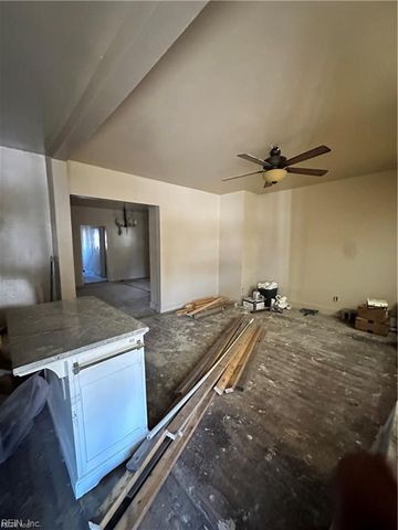 2710 Orcutt AVE, Newport News, VA 23607
