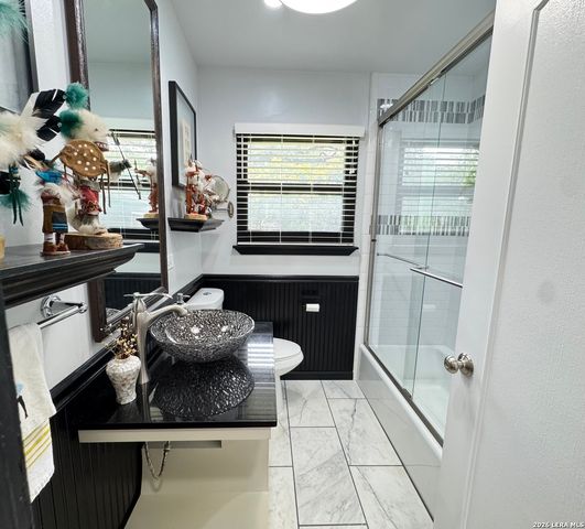 410 Laramie, San Antonio, TX 78209