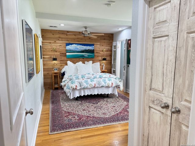 410 Laramie, San Antonio, TX 78209