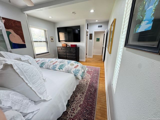 410 Laramie, San Antonio, TX 78209