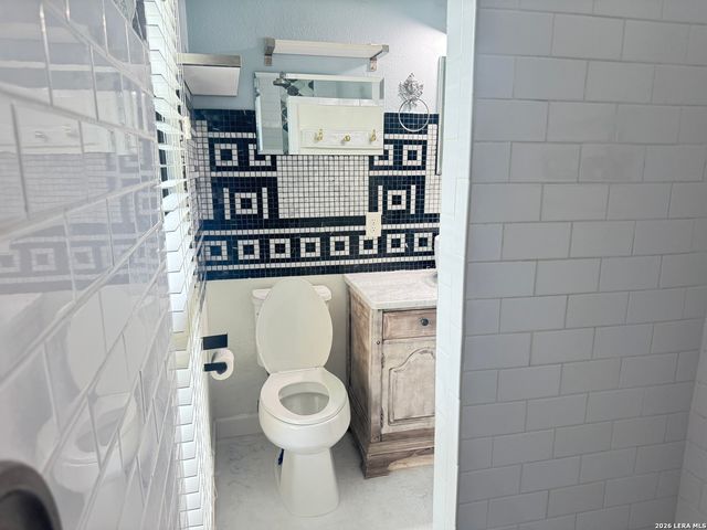 410 Laramie, San Antonio, TX 78209