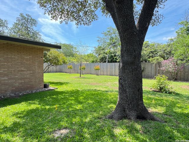 410 Laramie, San Antonio, TX 78209