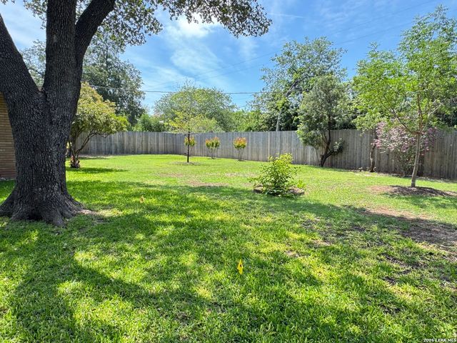 410 Laramie, San Antonio, TX 78209