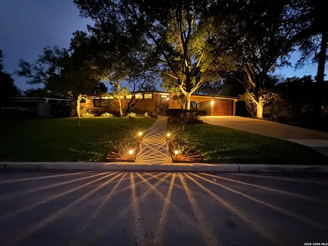 410 Laramie, San Antonio, TX 78209