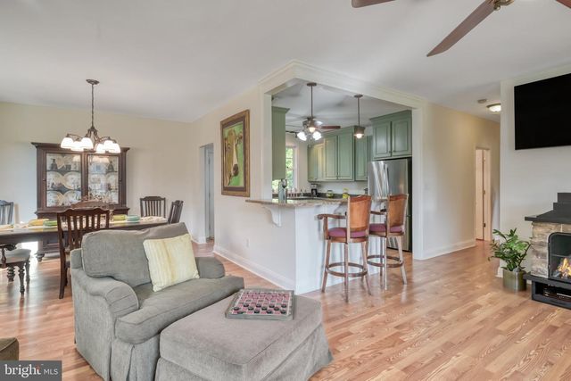 130 JOHNSON HOLLOW RD, Louisa, VA 23093