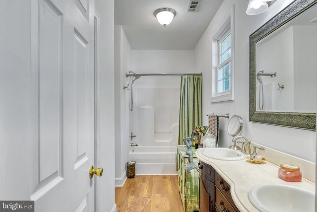 130 JOHNSON HOLLOW RD, Louisa, VA 23093
