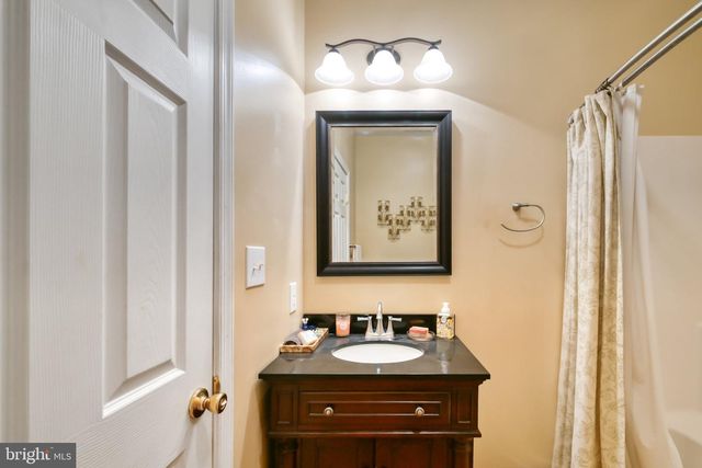 130 JOHNSON HOLLOW RD, Louisa, VA 23093