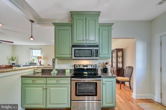 130 JOHNSON HOLLOW RD, Louisa, VA 23093