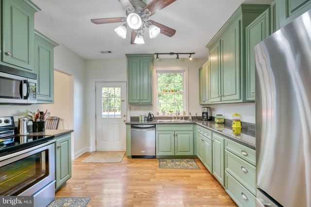 130 JOHNSON HOLLOW RD, Louisa, VA 23093