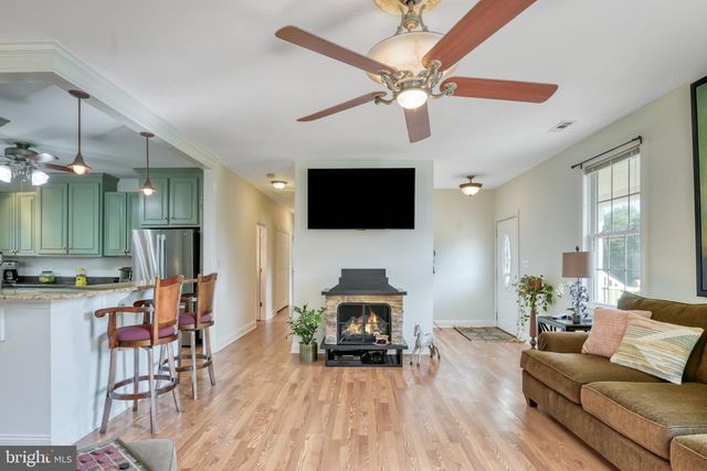 130 JOHNSON HOLLOW RD, Louisa, VA 23093