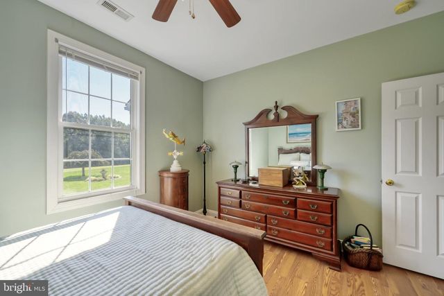 130 JOHNSON HOLLOW RD, Louisa, VA 23093