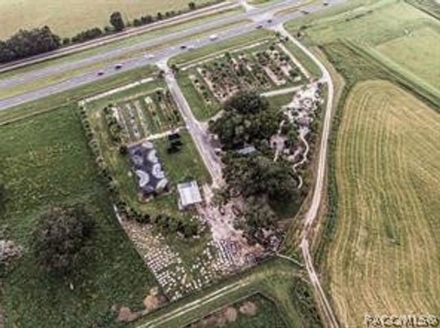 13494 N US301 Highway, Oxford, FL 34484