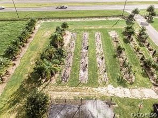 13494 N US301 Highway, Oxford, FL 34484