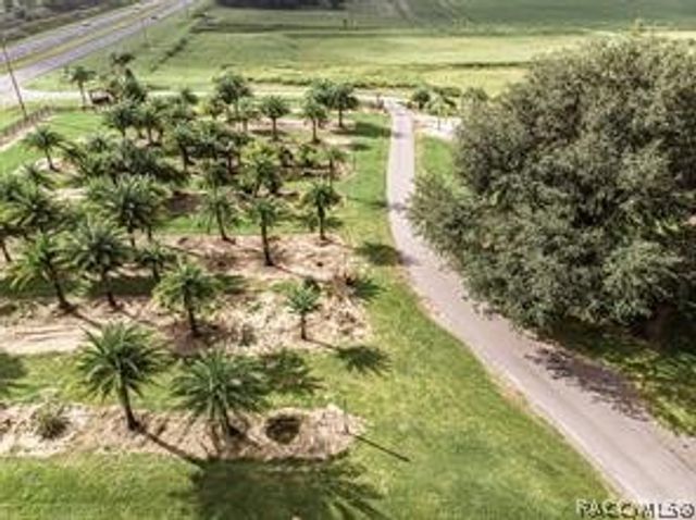 13494 N US301 Highway, Oxford, FL 34484