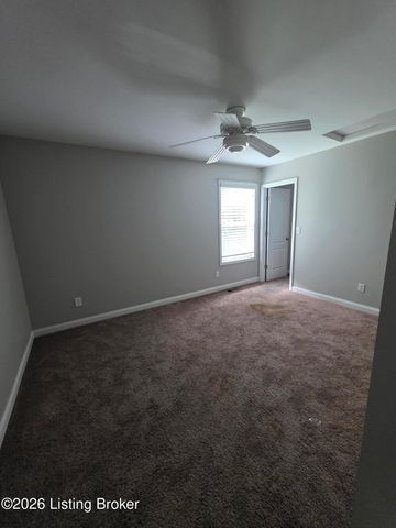 12510 Deer Lake Ln, Louisville, KY 40299
