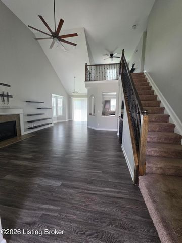 12510 Deer Lake Ln, Louisville, KY 40299