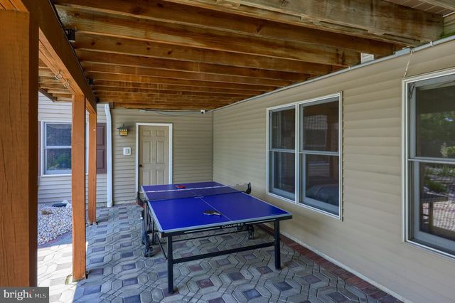42 TIMBERLINE DR, Wyomissing, PA 19610