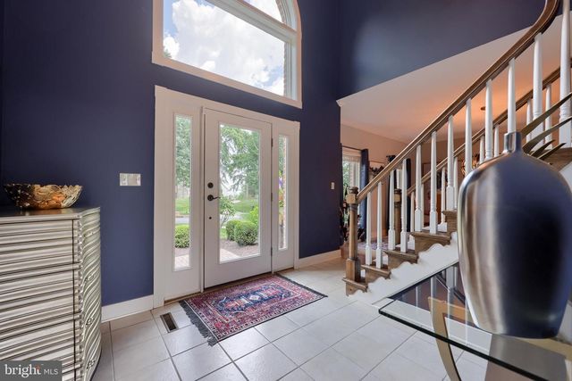 42 TIMBERLINE DR, Wyomissing, PA 19610