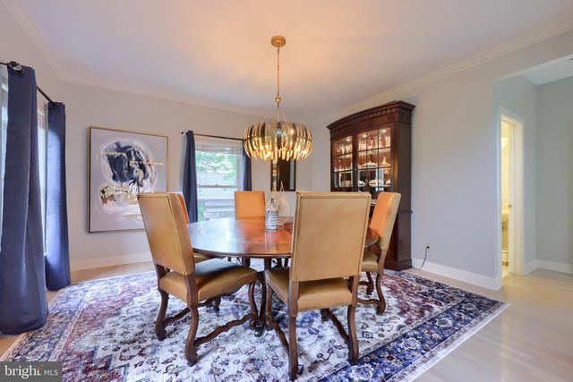 42 TIMBERLINE DR, Wyomissing, PA 19610