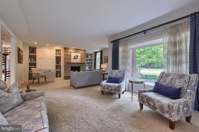 42 TIMBERLINE DR, Wyomissing, PA 19610