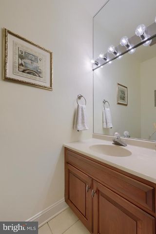 42 TIMBERLINE DR, Wyomissing, PA 19610