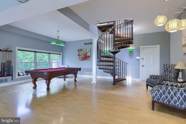 42 TIMBERLINE DR, Wyomissing, PA 19610