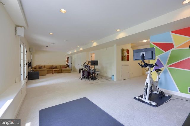 42 TIMBERLINE DR, Wyomissing, PA 19610