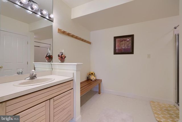 42 TIMBERLINE DR, Wyomissing, PA 19610