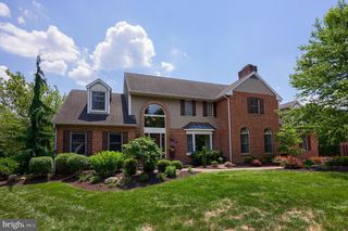 42 TIMBERLINE DR, Wyomissing, PA 19610