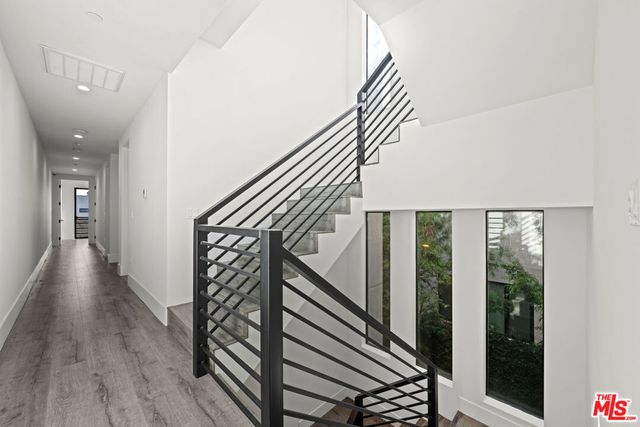 1613 S Wooster Street, Los Angeles, CA 90035