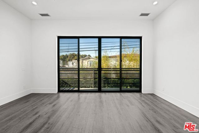 1613 S Wooster Street, Los Angeles, CA 90035