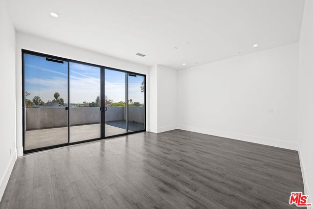 1613 S Wooster Street, Los Angeles, CA 90035