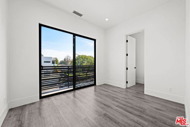 1613 S Wooster Street, Los Angeles, CA 90035