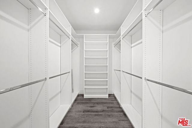 1613 S Wooster Street, Los Angeles, CA 90035