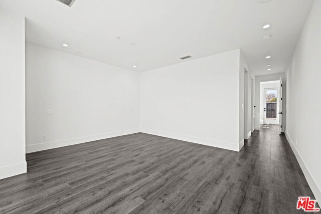 1613 S Wooster Street, Los Angeles, CA 90035