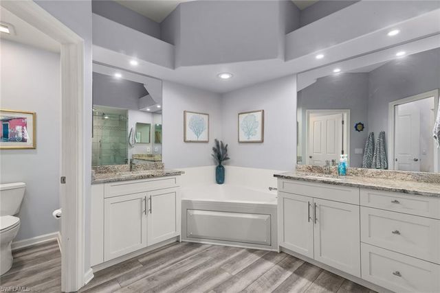 8575 Via Lungomare CIR # 203, Estero, FL 33928