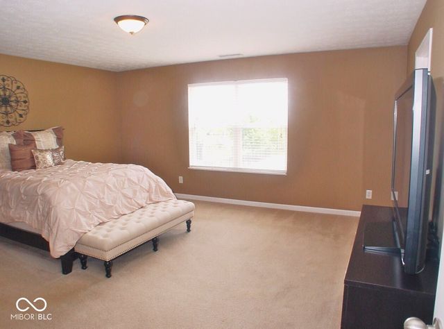 16910 Brigg Court, Westfield, IN 46074