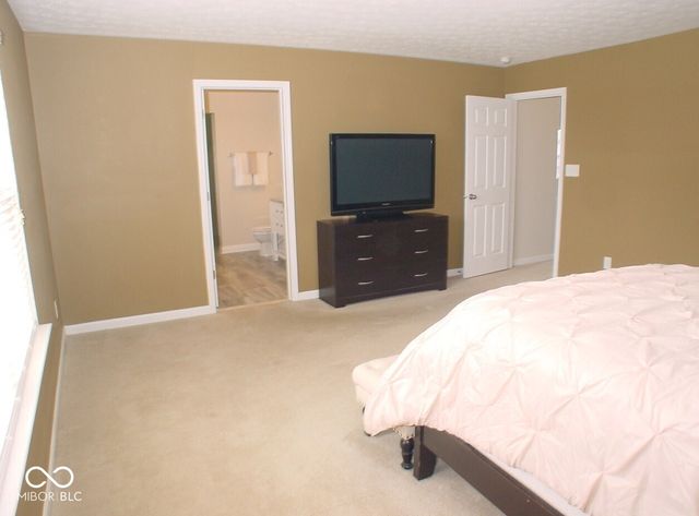 16910 Brigg Court, Westfield, IN 46074