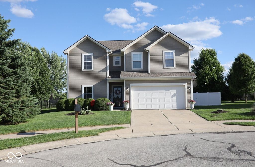 16910 Brigg Court, Westfield, IN 46074