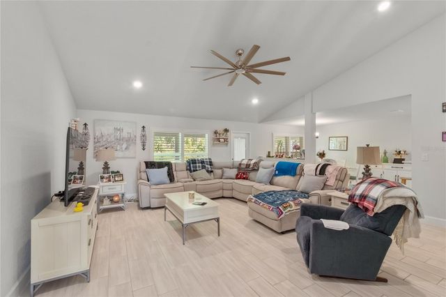 6788 SW 179TH AVENUE ROAD, Dunnellon, FL 34432