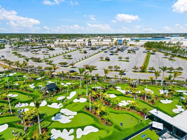 8933 MANOR LOOP 204, Lakewood Ranch, FL 34202