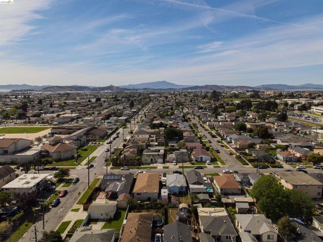 142 S 42nd Street, Richmond, CA 94804